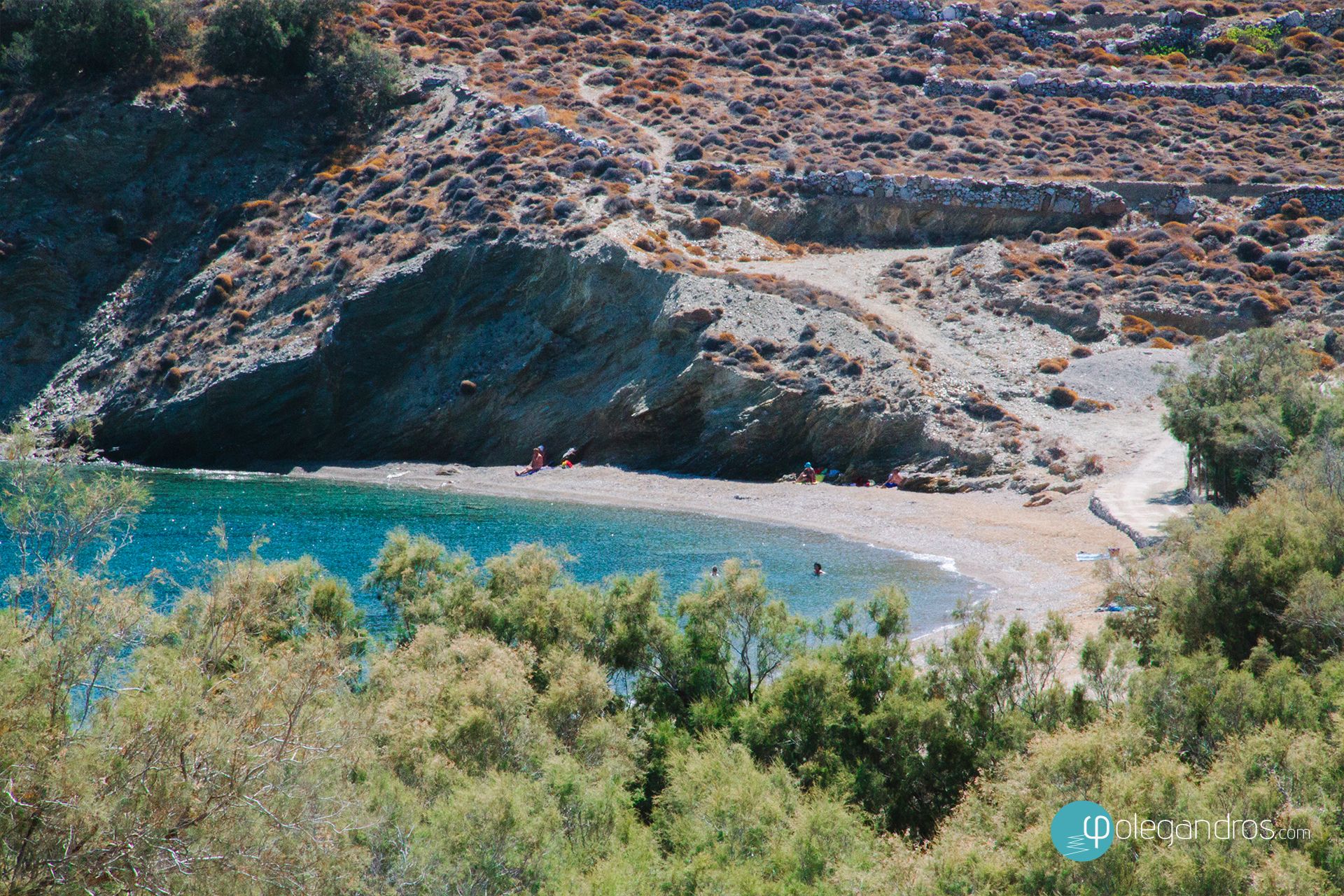 Παραλία Λιβάδι, Φολέγανδρος